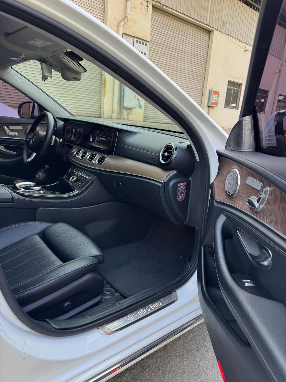 Mercedes-Benz Mercedes-Benz E-Class