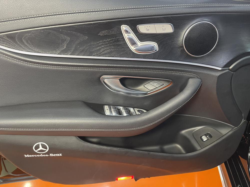 Mercedes-Benz Mercedes-Benz E-Class
