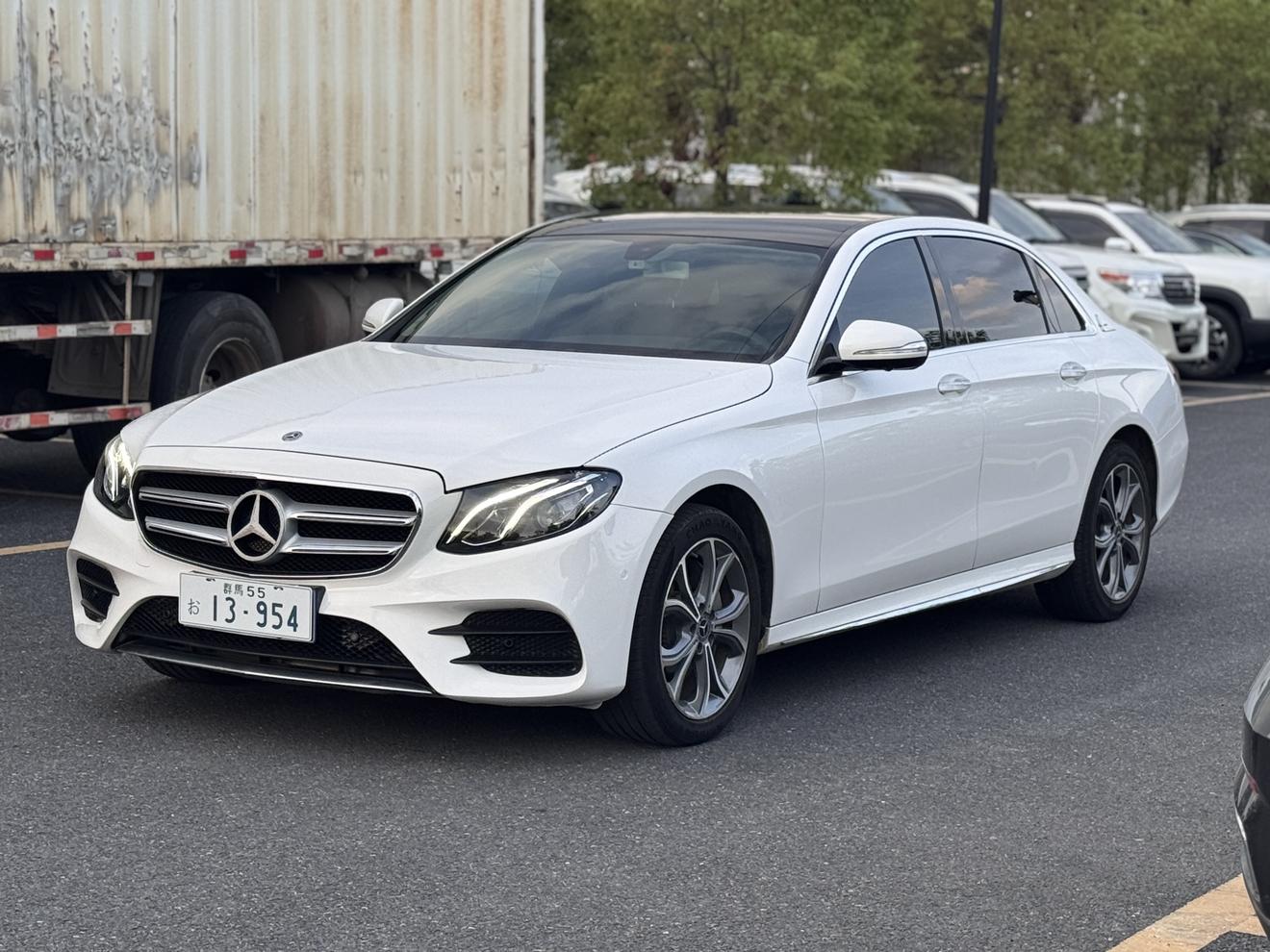Mercedes-Benz Mercedes-Benz E-Class