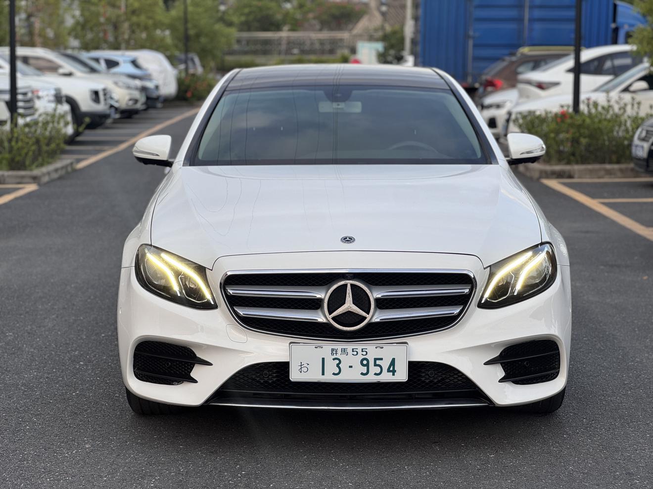 Mercedes-Benz Mercedes-Benz E-Class