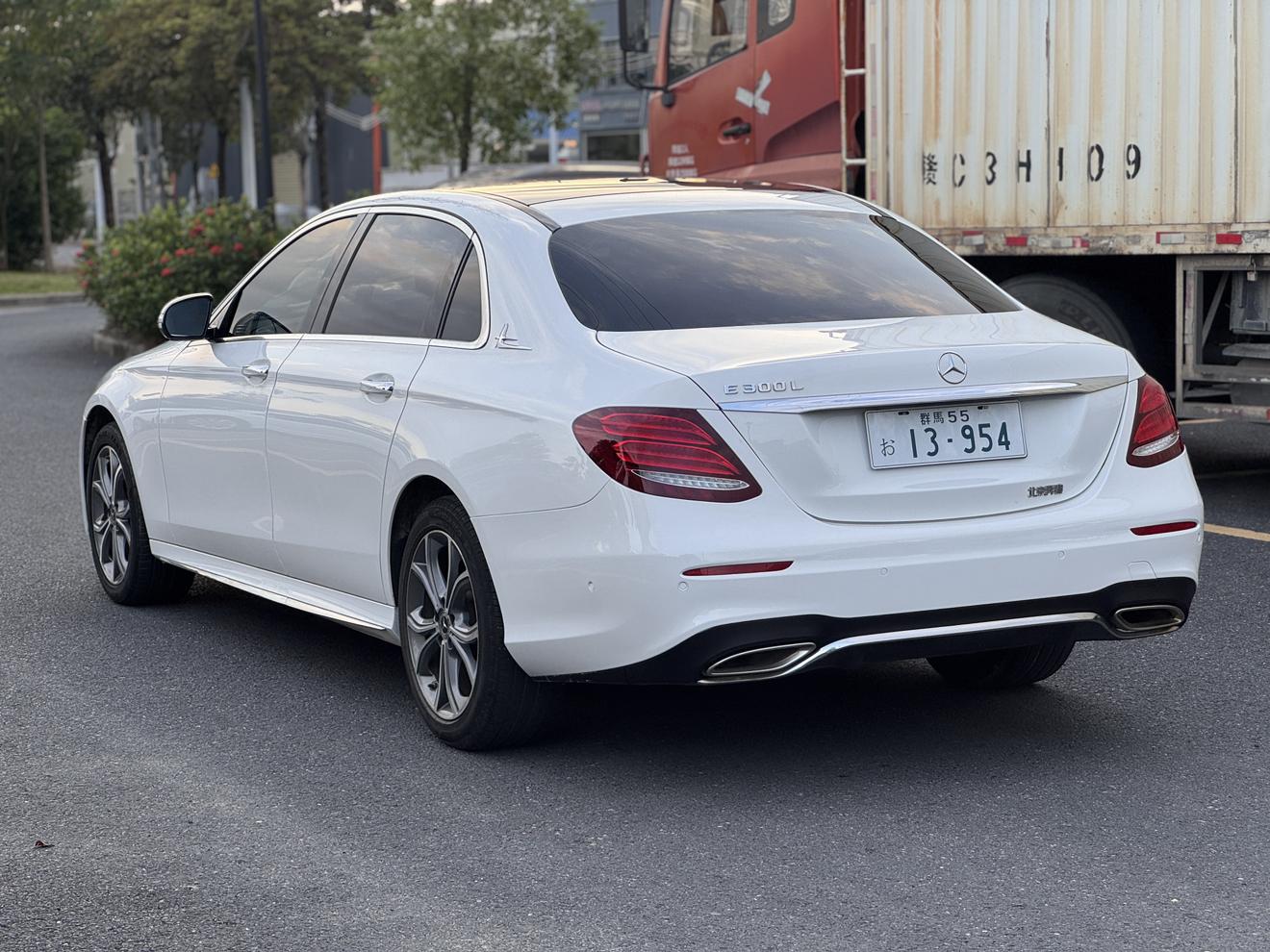 Mercedes-Benz Mercedes-Benz E-Class