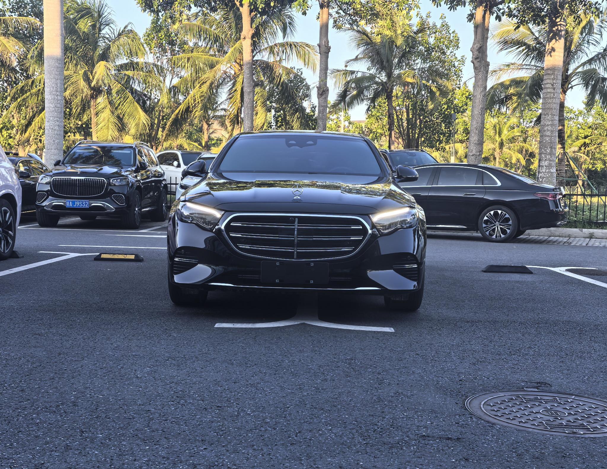 Mercedes-Benz Mercedes-Benz E-Class