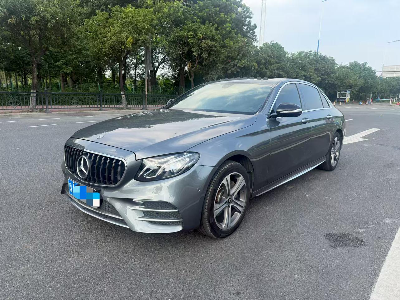 Mercedes-Benz Mercedes-Benz E-Class