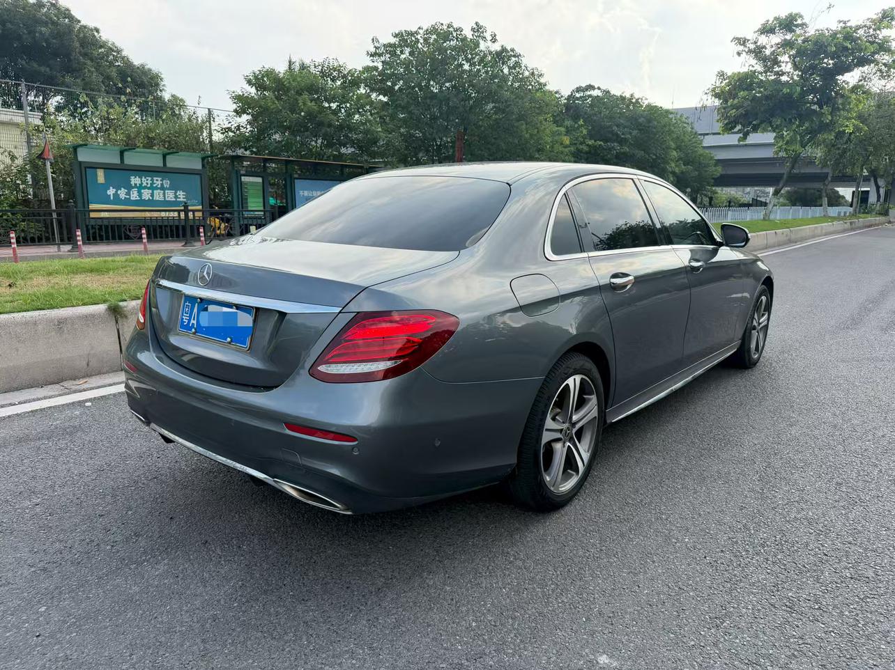 Mercedes-Benz Mercedes-Benz E-Class