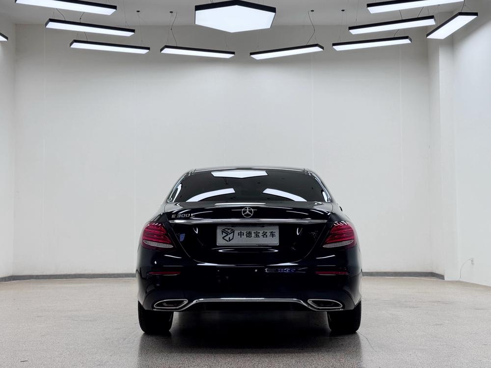 Mercedes-Benz Mercedes-Benz E-Class