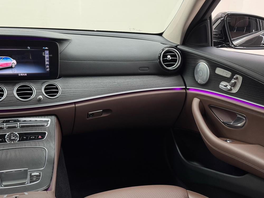Mercedes-Benz Mercedes-Benz E-Class