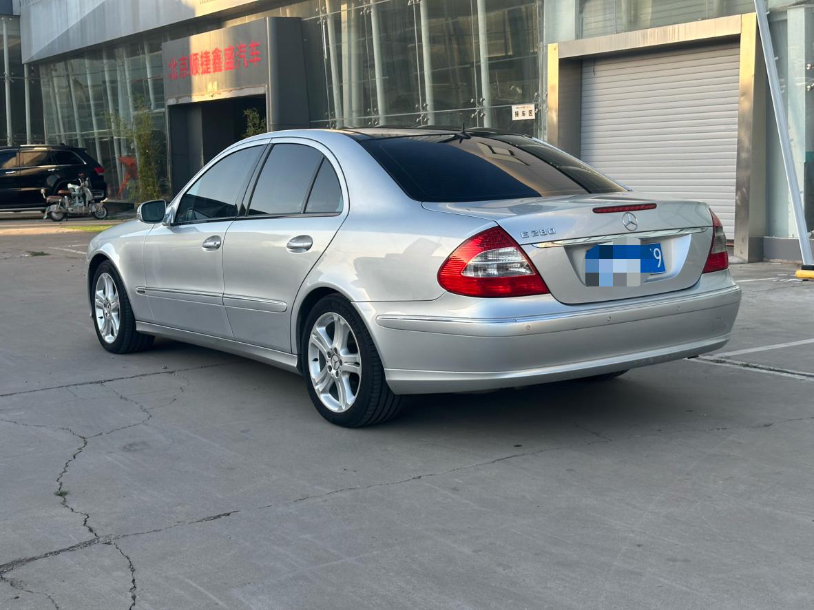 Mercedes-Benz Mercedes-Benz E-Class