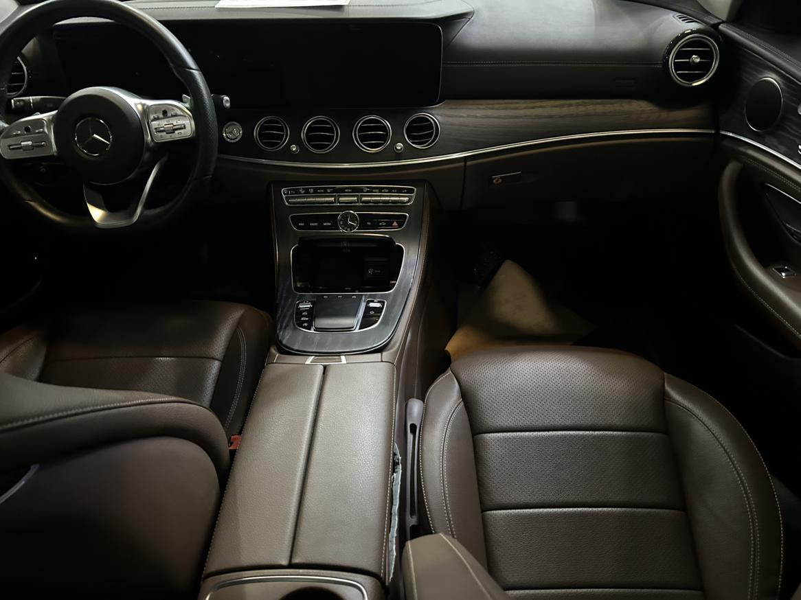 Mercedes-Benz Mercedes-Benz E-Class