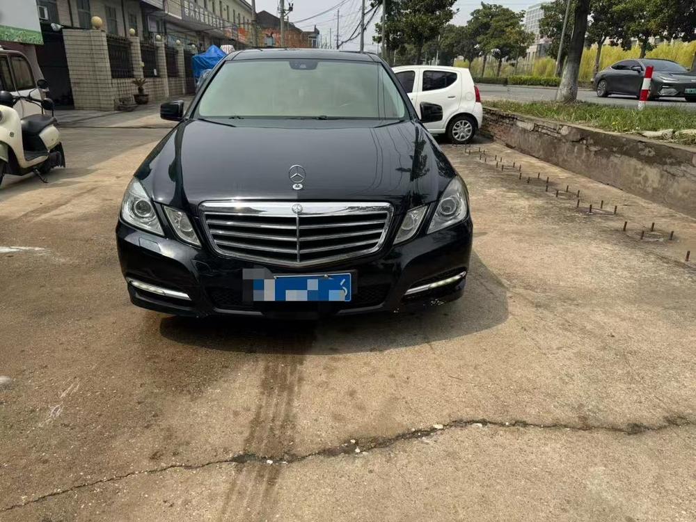 Mercedes-Benz Mercedes-Benz E-Class