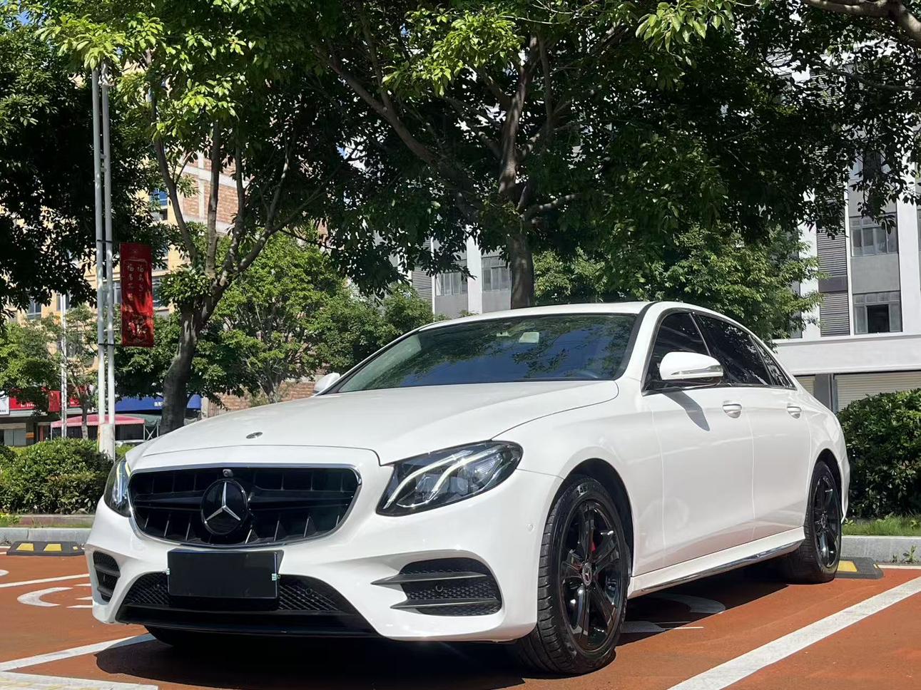 Mercedes-Benz Mercedes-Benz E-Class