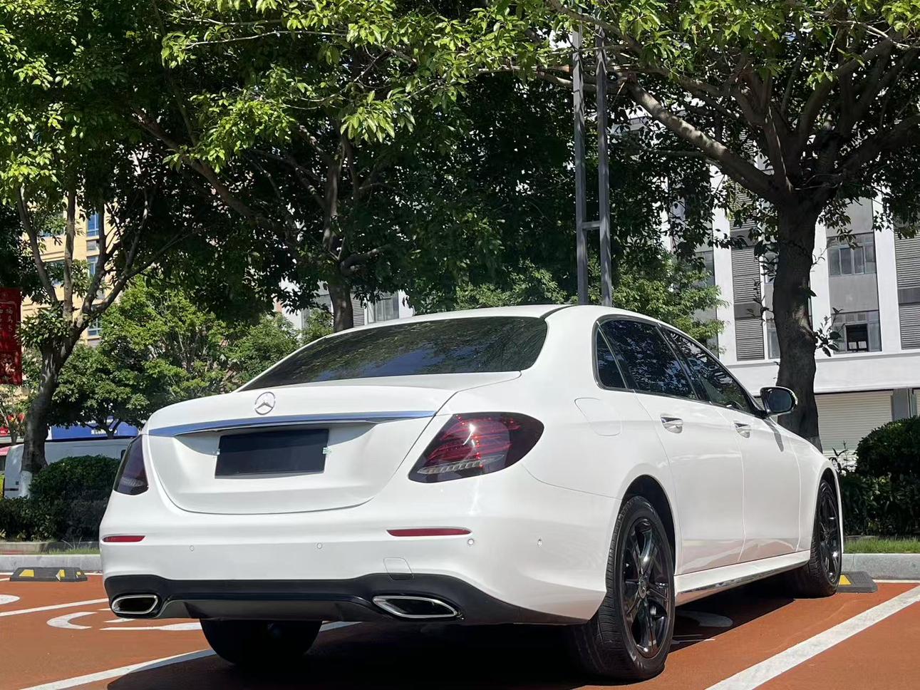 Mercedes-Benz Mercedes-Benz E-Class