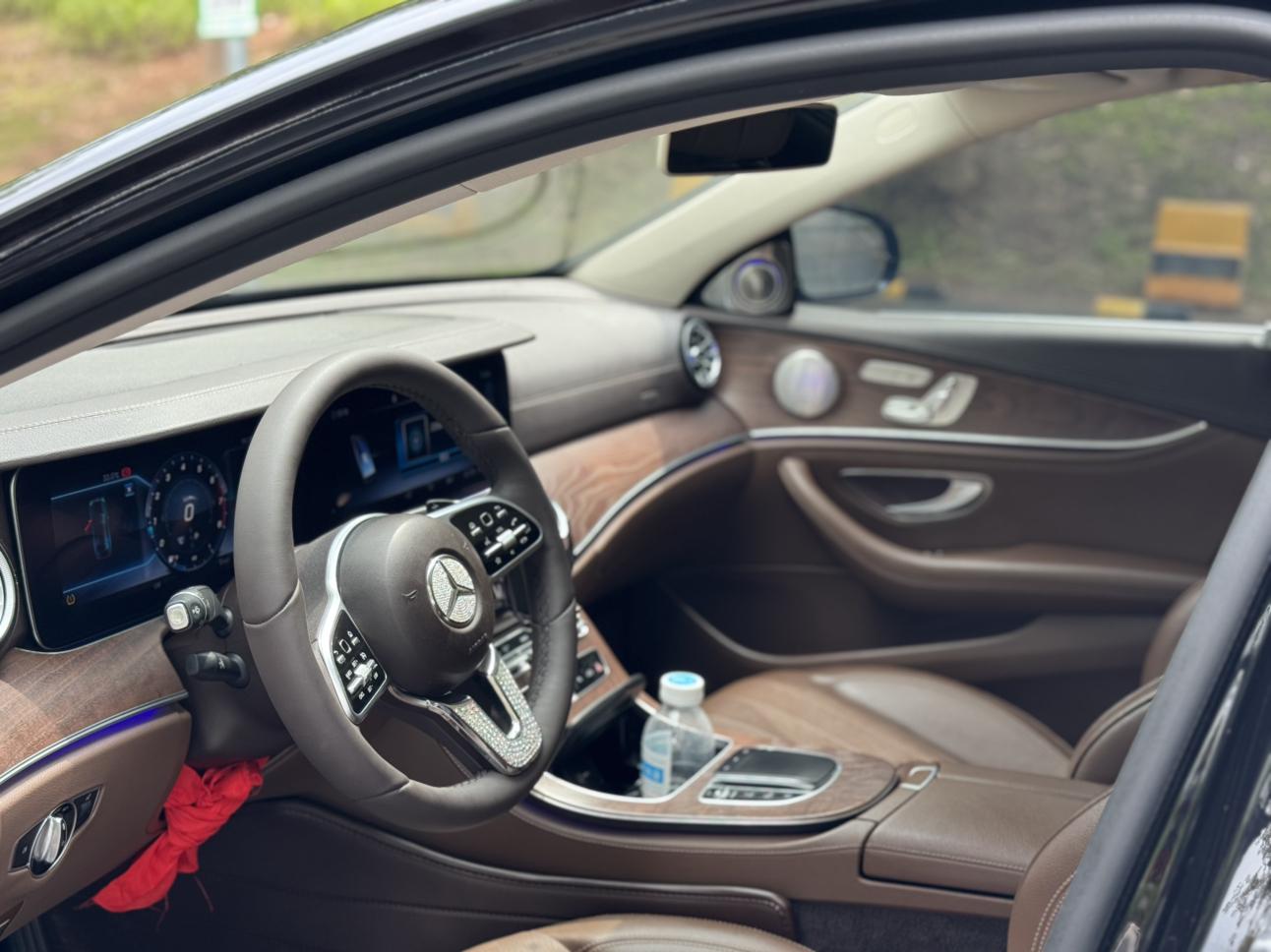 Mercedes-Benz Mercedes-Benz E-Class