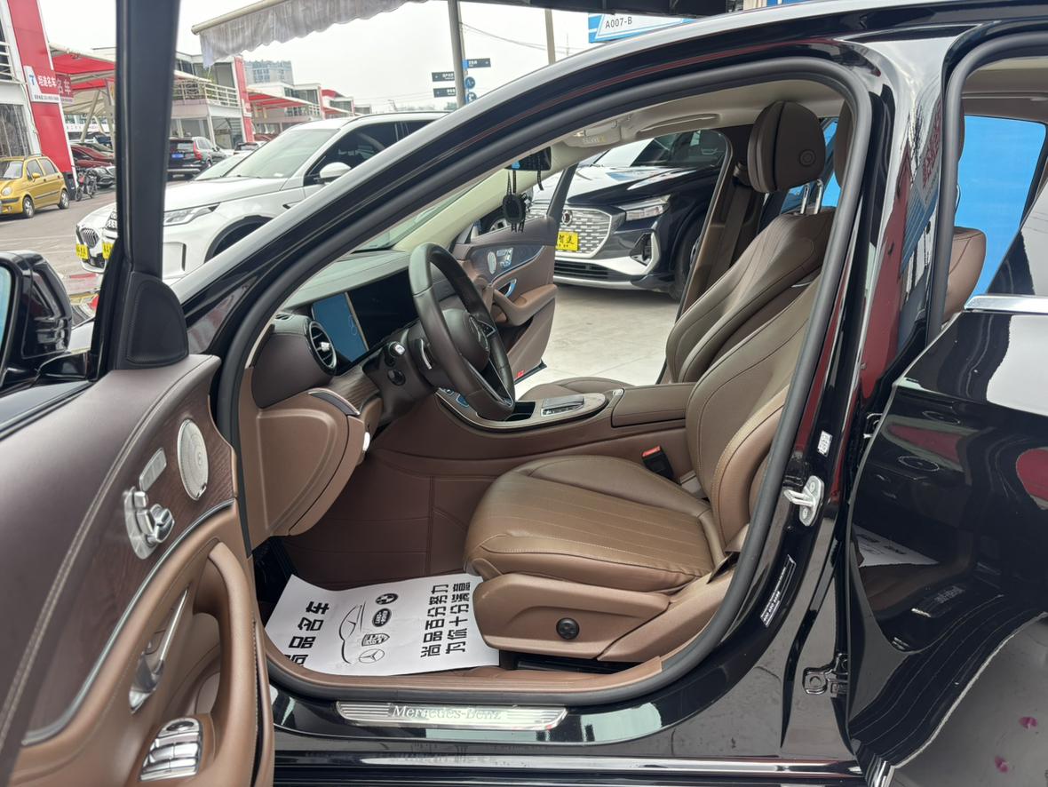 Mercedes-Benz Mercedes-Benz E-Class