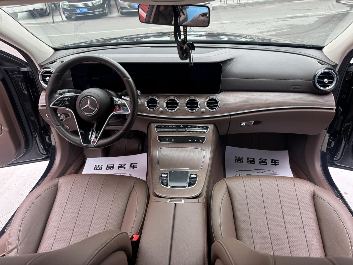 Mercedes-Benz Mercedes-Benz E-Class