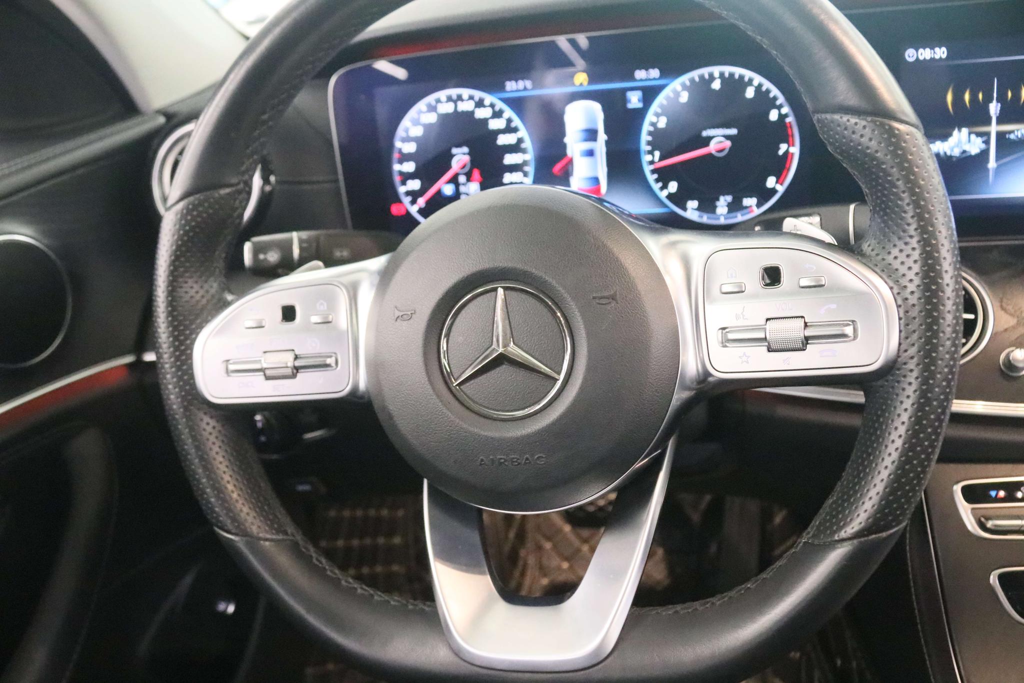 Mercedes-Benz Mercedes-Benz E-Class