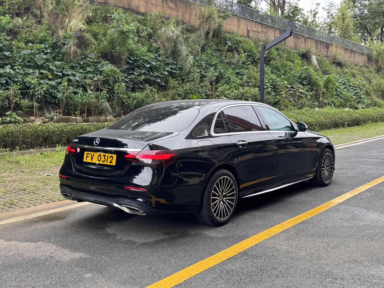 Mercedes-Benz Mercedes-Benz E-Class