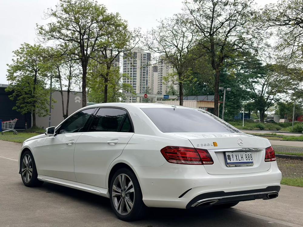 Mercedes-Benz Mercedes-Benz E-Class