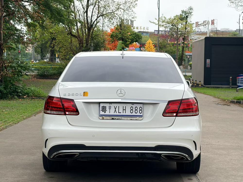 Mercedes-Benz Mercedes-Benz E-Class