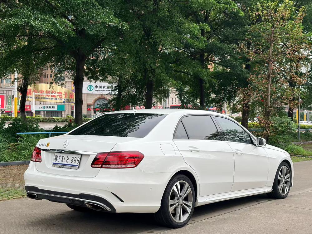 Mercedes-Benz Mercedes-Benz E-Class