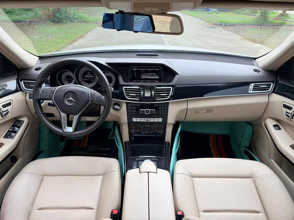 Mercedes-Benz Mercedes-Benz E-Class