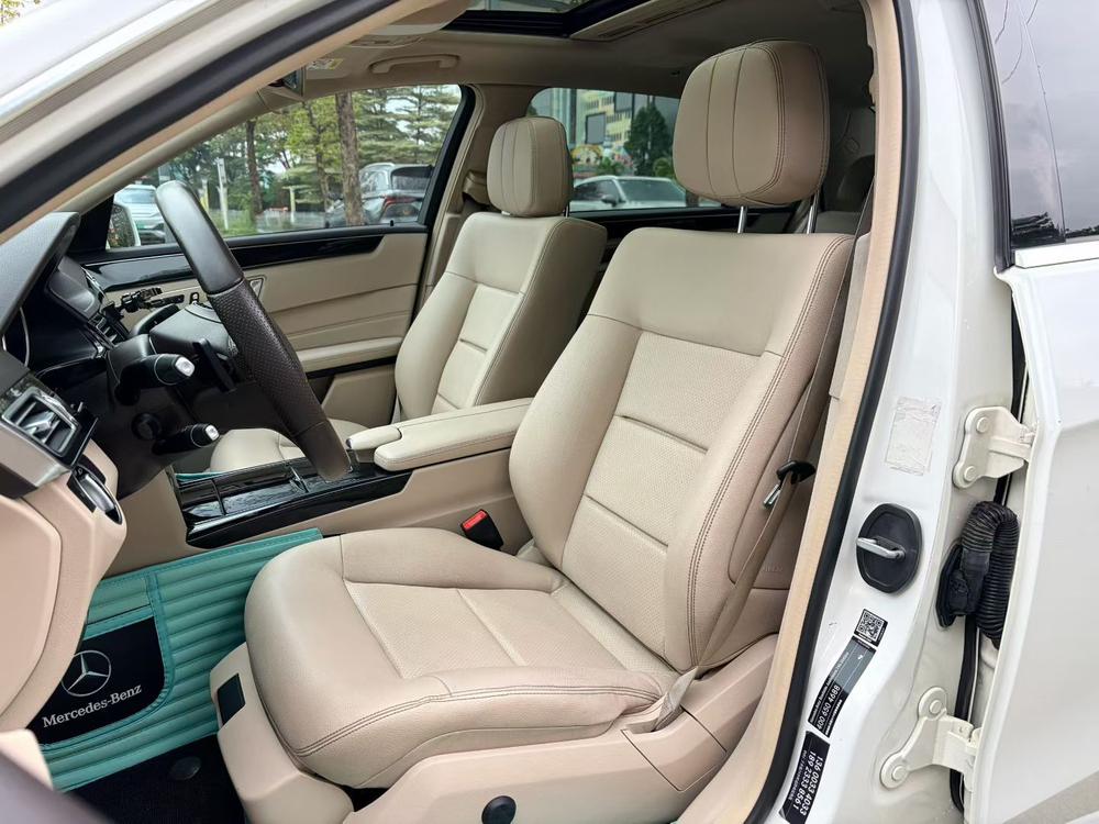 Mercedes-Benz Mercedes-Benz E-Class