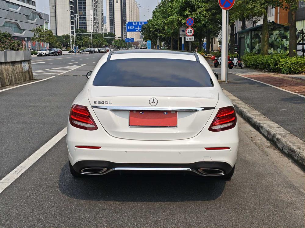 Mercedes-Benz Mercedes-Benz E-Class