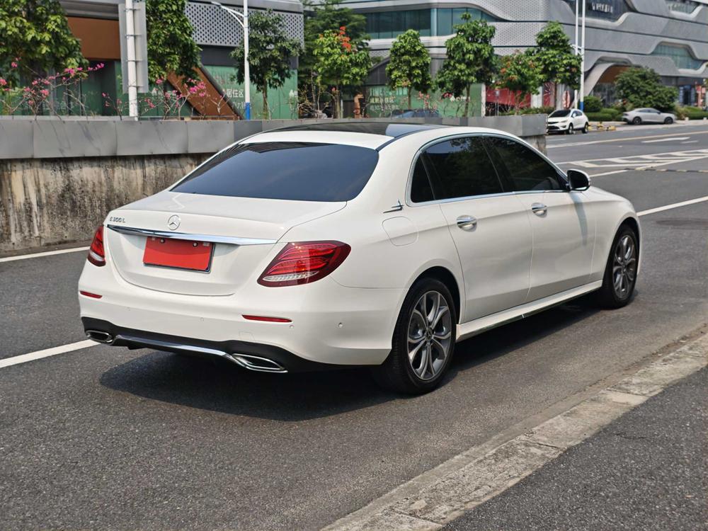 Mercedes-Benz Mercedes-Benz E-Class