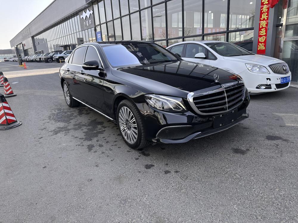 Mercedes-Benz Mercedes-Benz E-Class