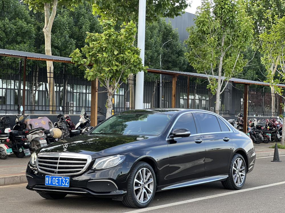 Mercedes-Benz Mercedes-Benz E-Class