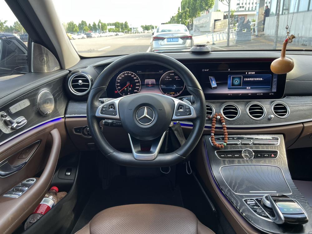 Mercedes-Benz Mercedes-Benz E-Class