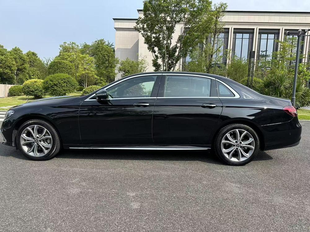 Mercedes-Benz Mercedes-Benz E-Class