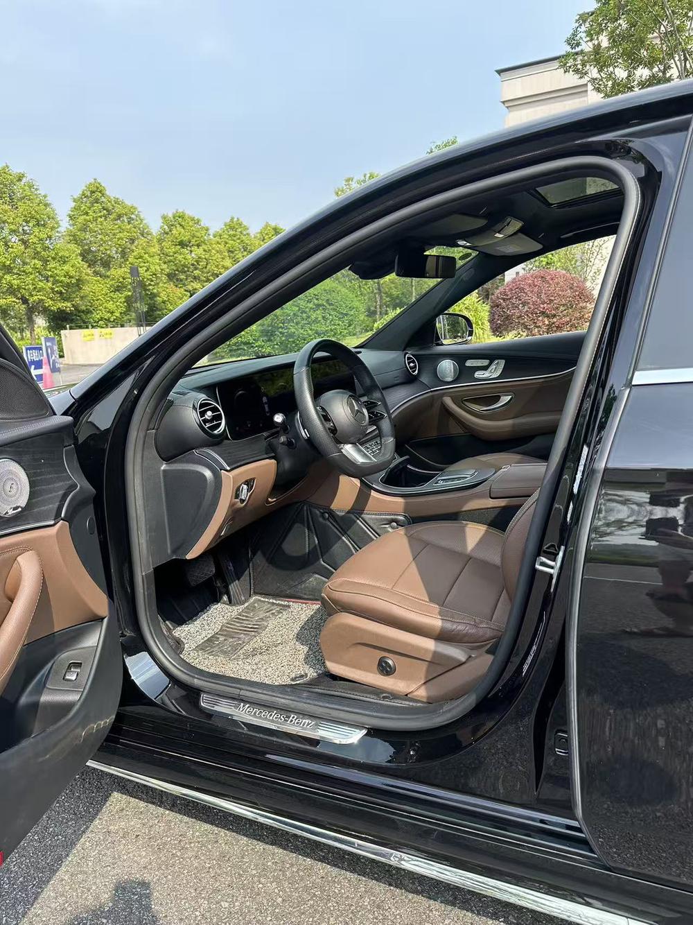 Mercedes-Benz Mercedes-Benz E-Class