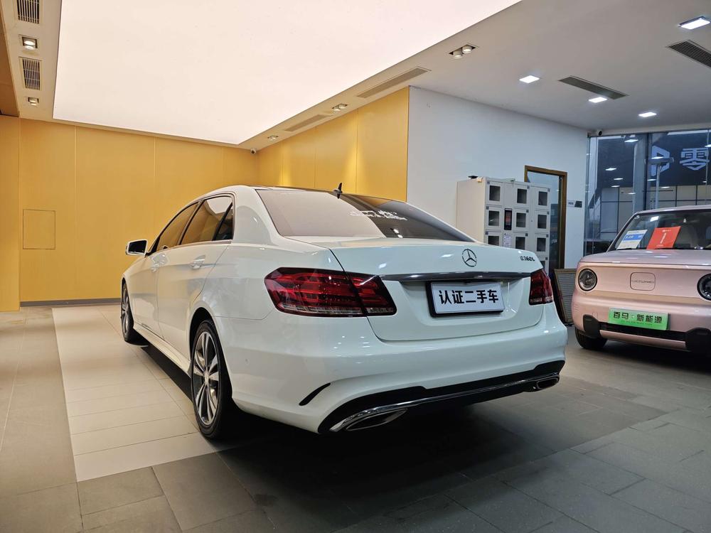 Mercedes-Benz Mercedes-Benz E-Class