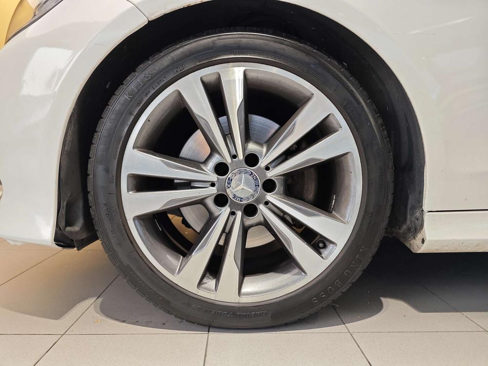 Mercedes-Benz Mercedes-Benz E-Class