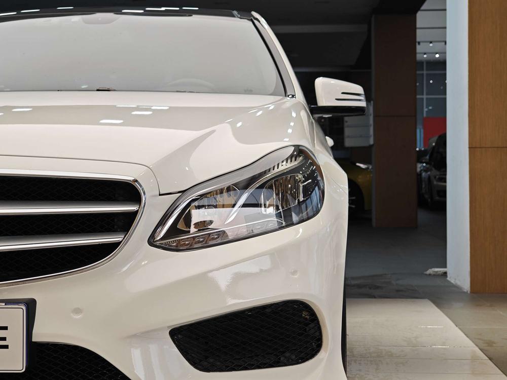 Mercedes-Benz Mercedes-Benz E-Class