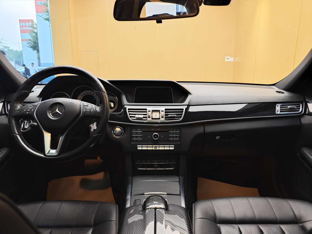 Mercedes-Benz Mercedes-Benz E-Class
