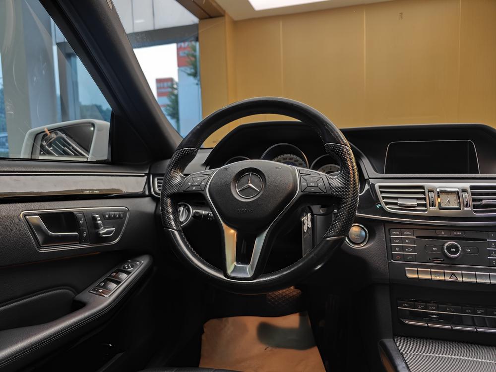 Mercedes-Benz Mercedes-Benz E-Class