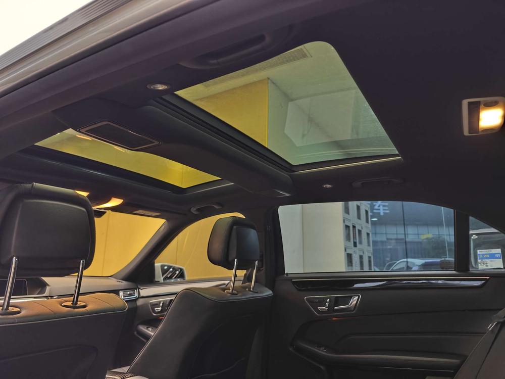 Mercedes-Benz Mercedes-Benz E-Class
