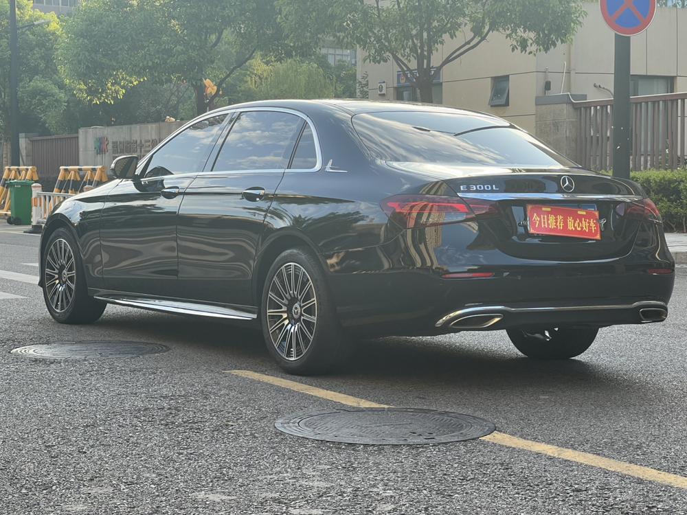 Mercedes-Benz Mercedes-Benz E-Class