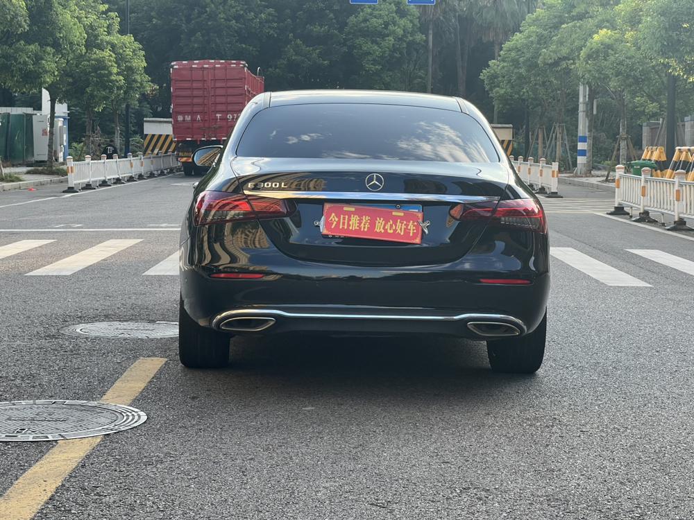 Mercedes-Benz Mercedes-Benz E-Class