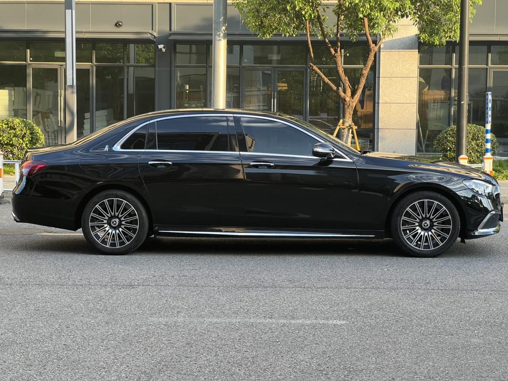Mercedes-Benz Mercedes-Benz E-Class