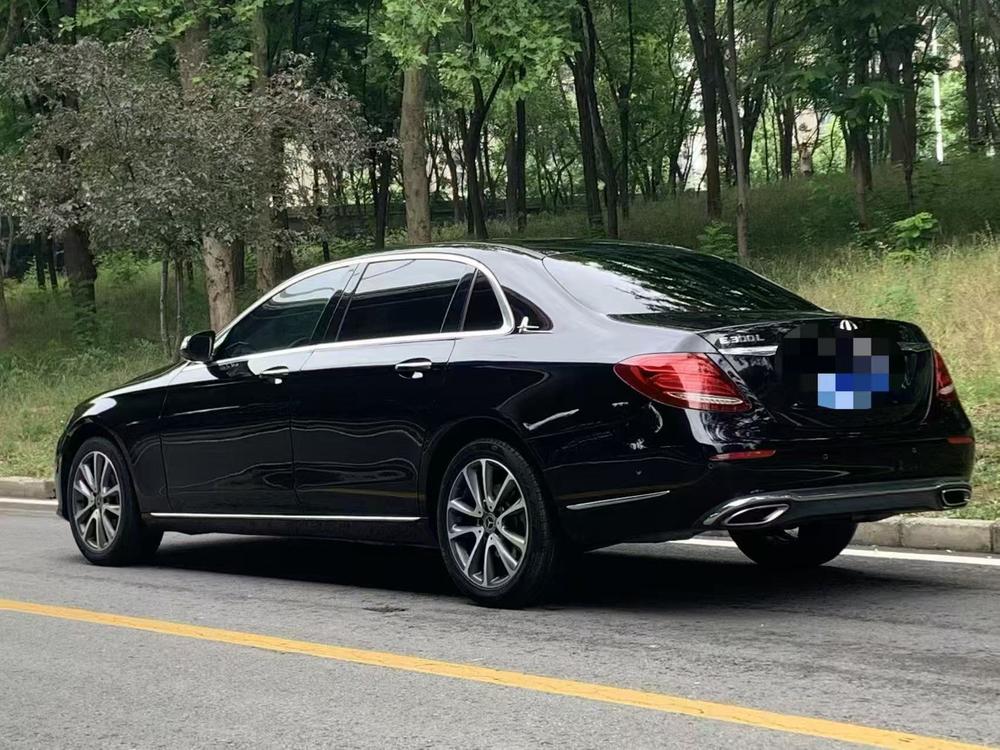 Mercedes-Benz Mercedes-Benz E-Class
