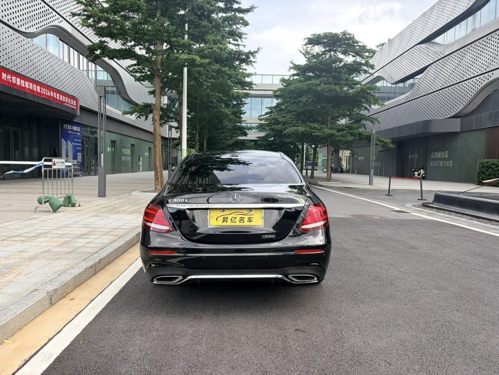 Mercedes-Benz Mercedes-Benz E-Class