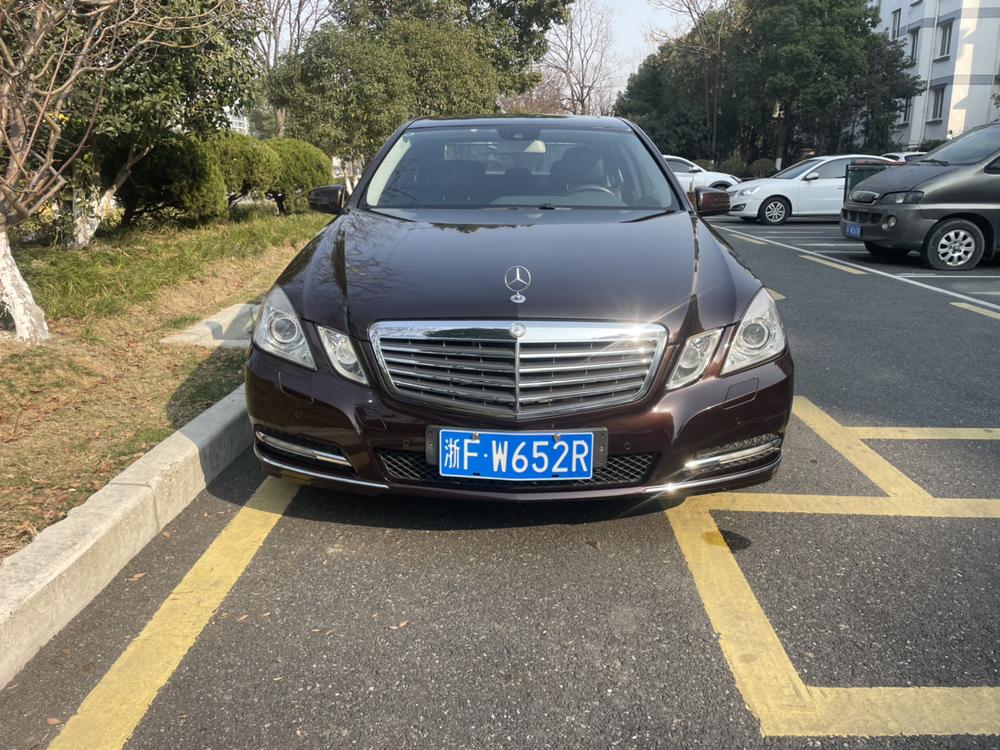 Mercedes-Benz Mercedes-Benz E-Class
