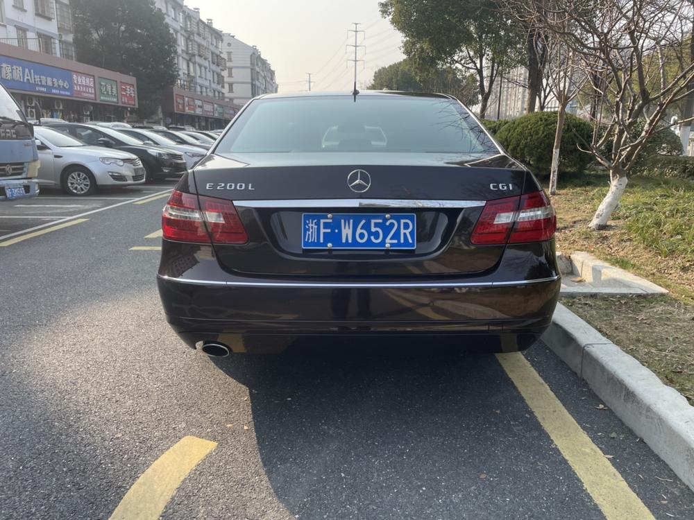 Mercedes-Benz Mercedes-Benz E-Class