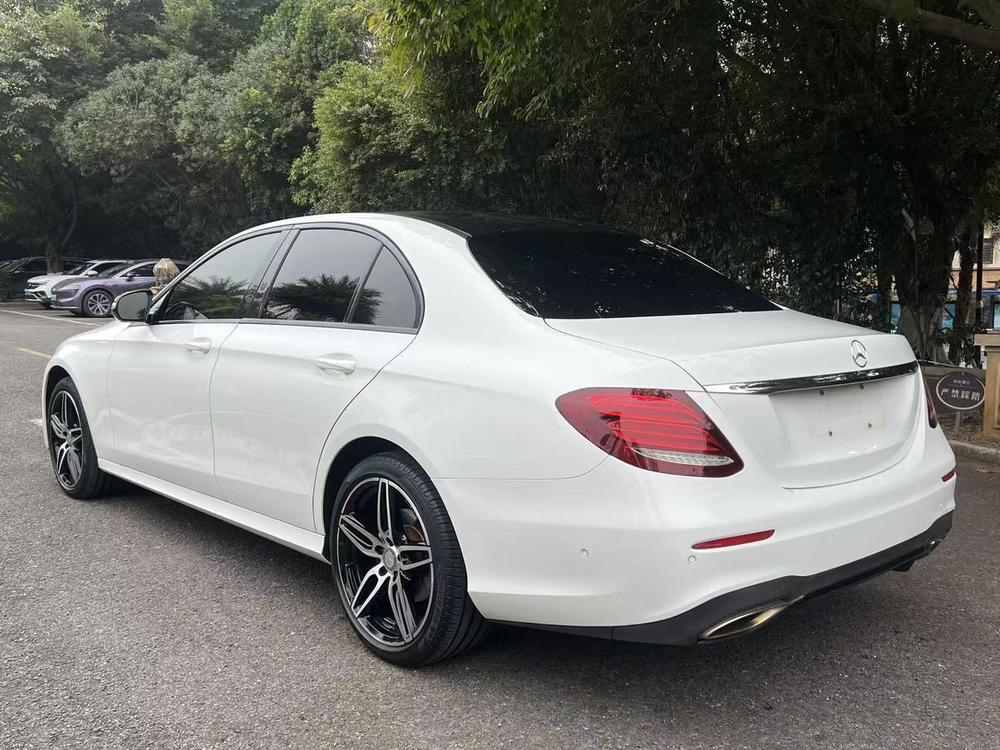 Mercedes-Benz Mercedes-Benz E-Class