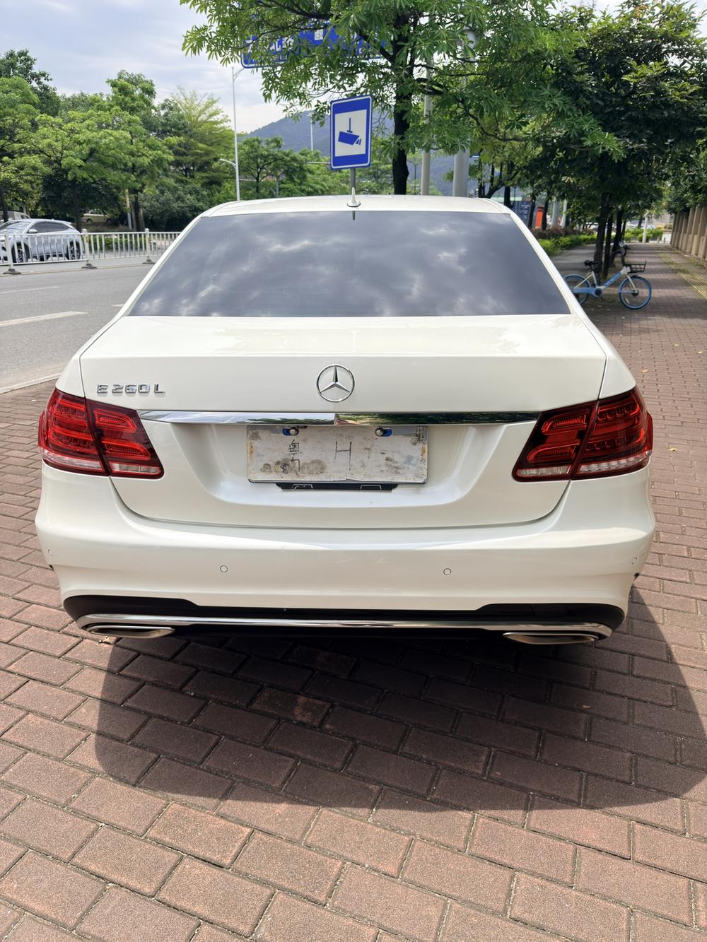 Mercedes-Benz Mercedes-Benz E-Class