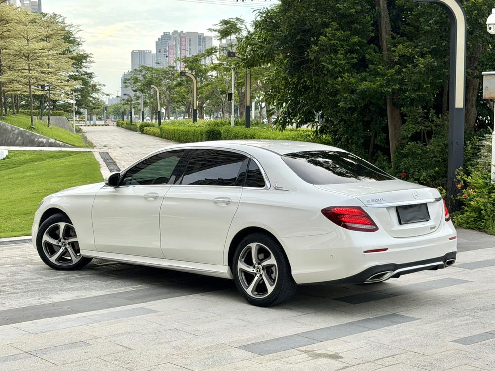 Mercedes-Benz Mercedes-Benz E-Class