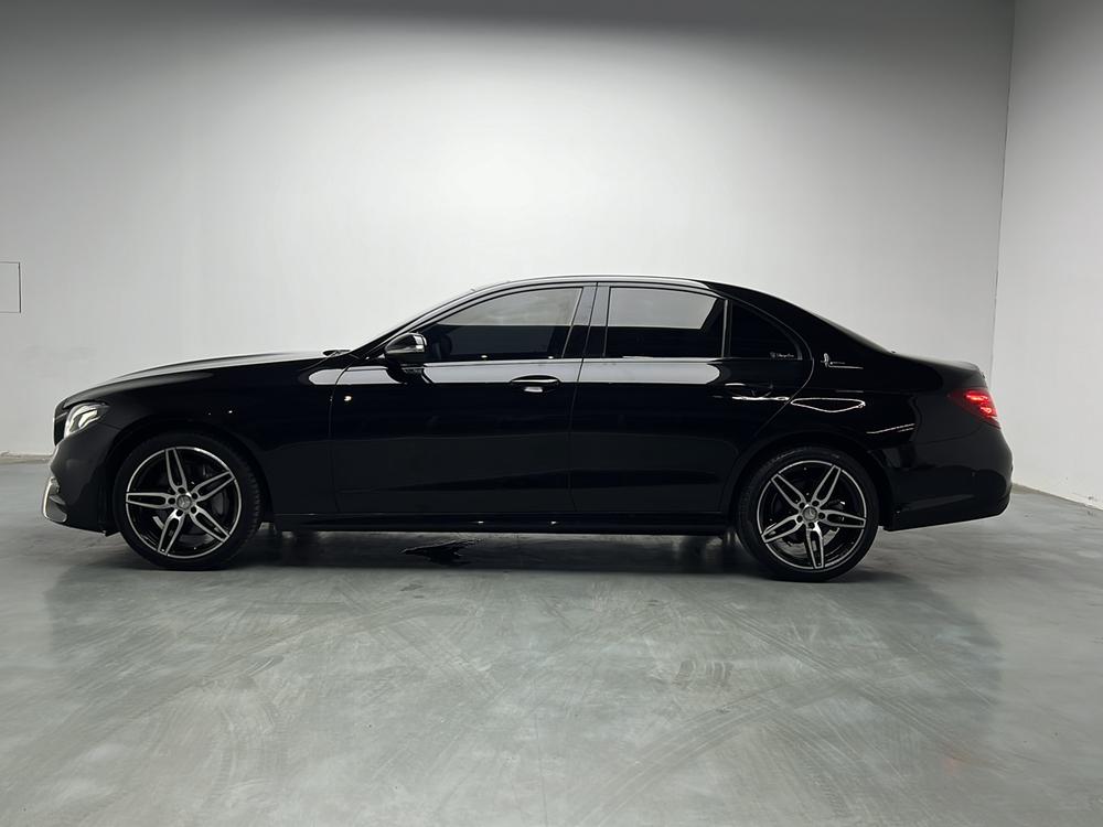 Mercedes-Benz Mercedes-Benz E-Class