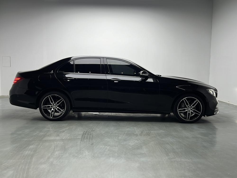 Mercedes-Benz Mercedes-Benz E-Class